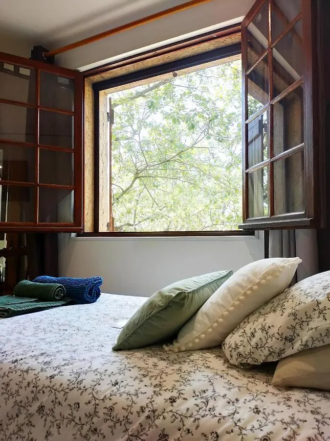 Villa Les Chariotins Draguignan Bed & Breakfast